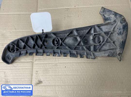 Кронштейн бампера на Audi A6 (C5)