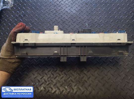 Щиток приборов на Nissan Sunny III N14