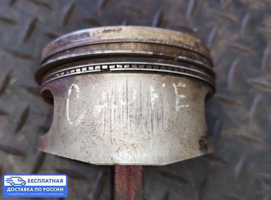 Поршневая группа (поршень, шатун) на Opel Vectra A