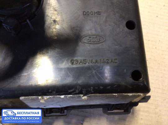 Блок предохранителей на Ford Focus I