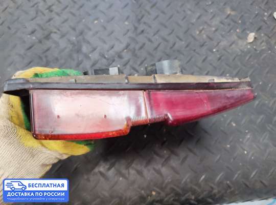 Фонарь крышки багажника на Audi 100 (44Q, C3)