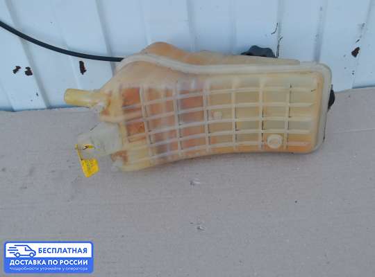 Бачок расширительный на Citroen Xsara Picasso