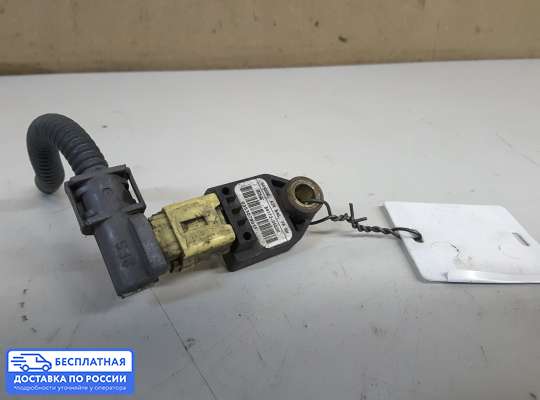 Датчик удара (Airbag) на Toyota Avensis II (T250)