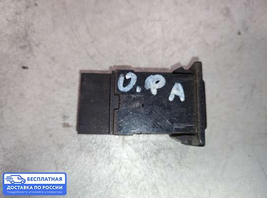 Кнопки на Opel Monterey A