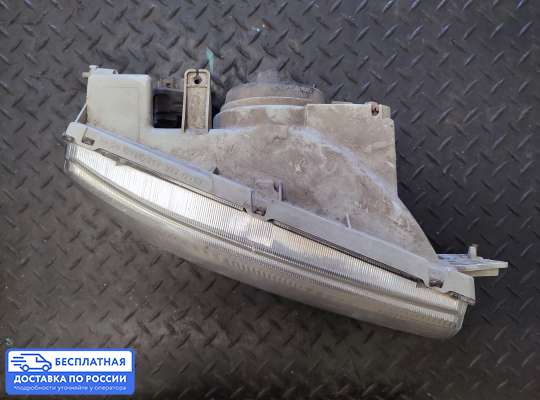 Фара передняя на Mitsubishi Lancer VI