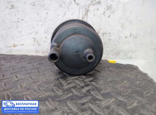 Бачок гидроусилителя на Opel Kadett E