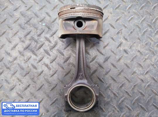 Поршневая группа (поршень, шатун) на Opel Astra F