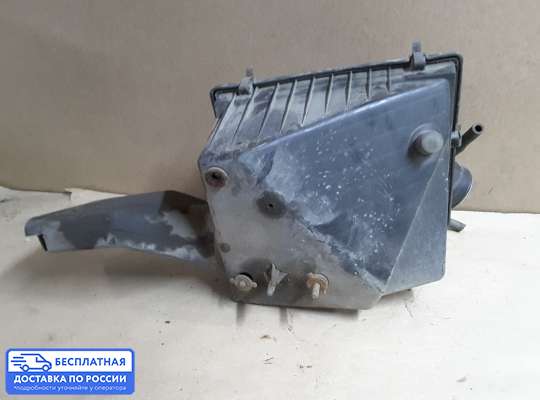 Корпус воздушного фильтра на Jeep Grand Cherokee I (ZJ)