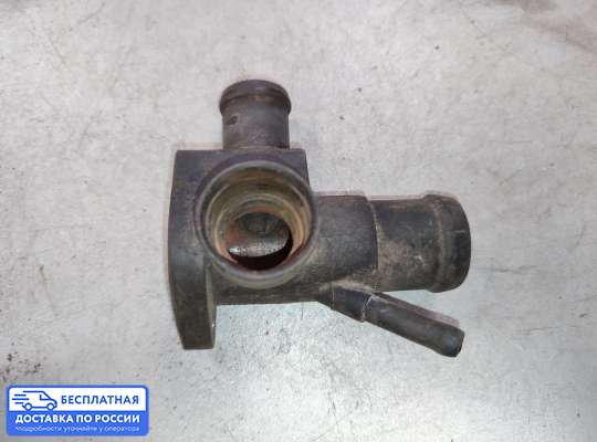 Фланец (тройник) системы охлаждения на SEAT Toledo I (1L)