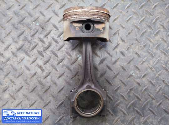 Поршневая группа (поршень, шатун) на Opel Astra F