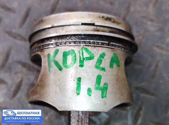 Поршневая группа (поршень, шатун) на Opel Corsa B