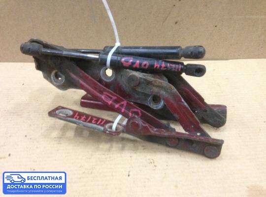 Петля крышки багажника на Opel Vectra B