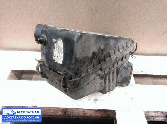 Корпус воздушного фильтра на Toyota Carina E T19