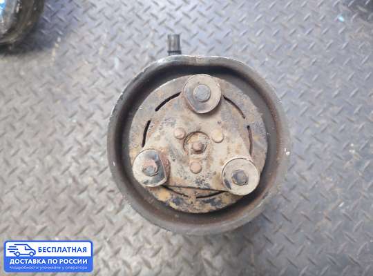 Компрессор кондиционера на Hyundai Accent I