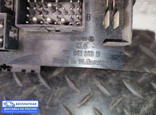 Блок предохранителей на Volkswagen Passat B2 (32B)