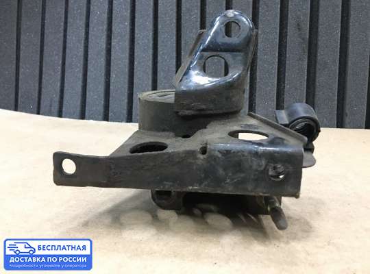 Подушка КПП на Nissan X-Trail I (T30)
