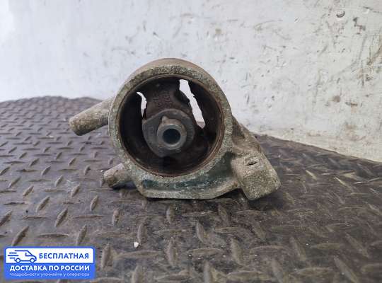 Подушка КПП на Hyundai Getz