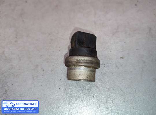 Датчик температуры на Volkswagen Golf III (1H)