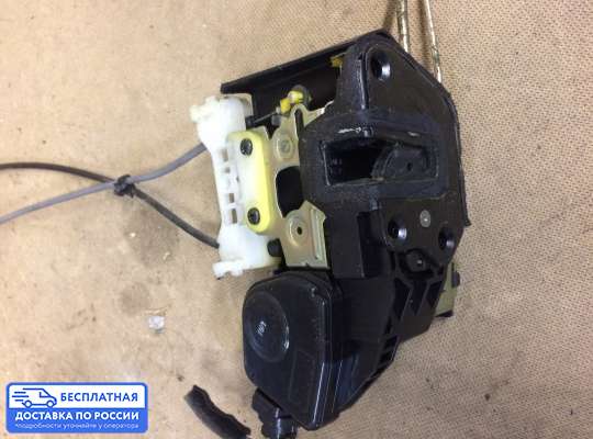 Замок боковой двери на Hyundai Elantra III (XD +ТАГАЗ)