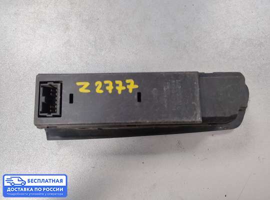 Блок управления стеклоподъёмниками на Mitsubishi Galant VII (E5)
