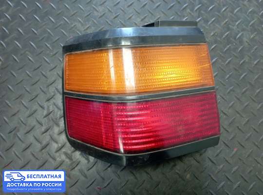 Фонарь задний на Volkswagen Passat B3 (35i)