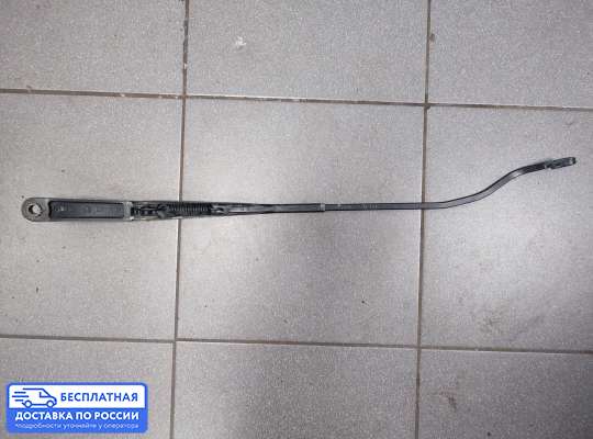 Поводок дворника на Renault Fluence