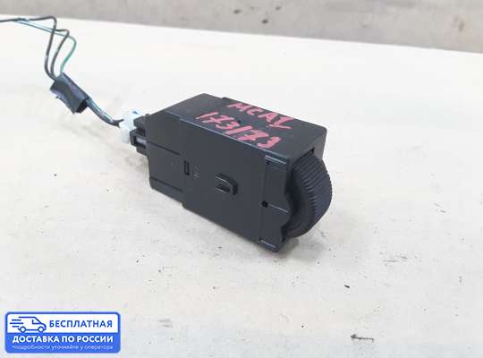 Кнопки на Mitsubishi Carisma