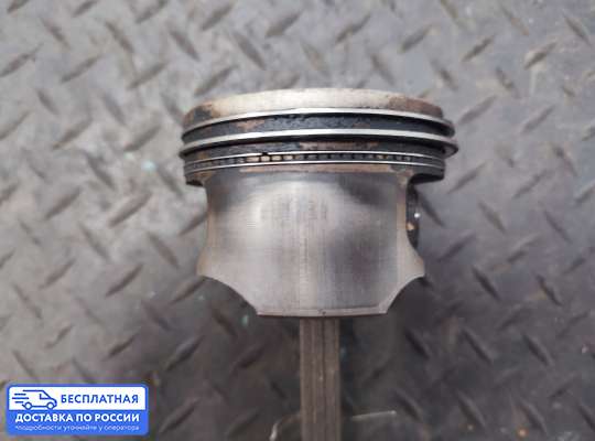 Поршневая группа (поршень, шатун) на Ford Mondeo II