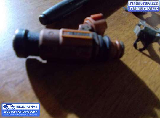 Форсунка топливная на Mitsubishi Carisma