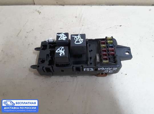 Блок предохранителей на Mitsubishi Carisma