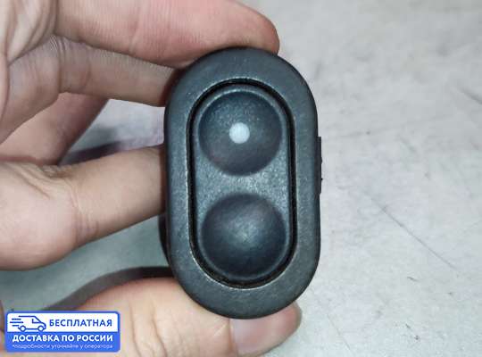 Кнопки стеклоподьемника на Opel Vectra A