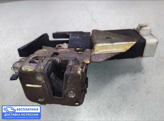 Замок боковой двери на Mitsubishi Carisma