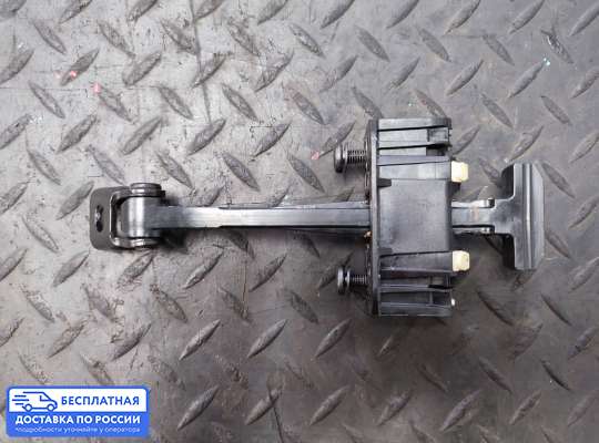 Ограничитель двери на BMW 1 (F20/F21)
