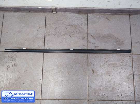 Уплотнитель стекла на Nissan Qashqai I (J10)