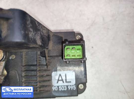 Замок боковой двери на Opel Vectra B