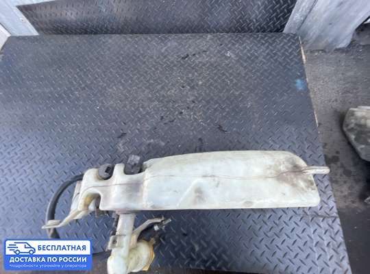 Бачок омывателя на Opel Frontera B