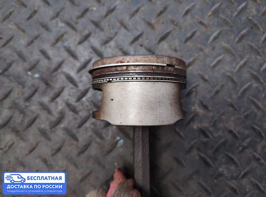 Поршневая группа (поршень, шатун) на Opel Astra F