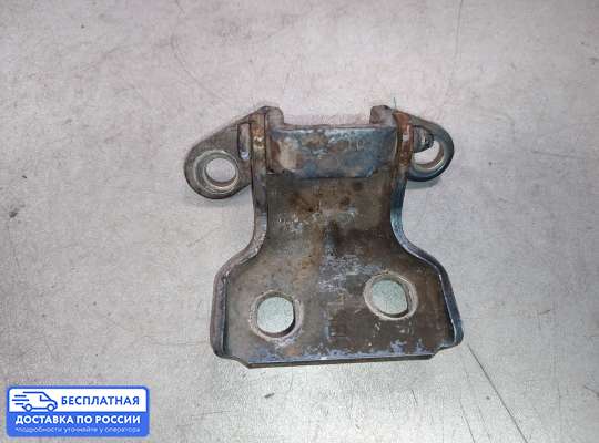 Петля двери на Opel Frontera B