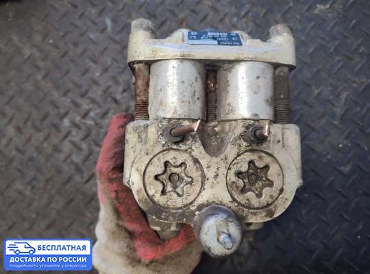Блок ABS на Audi 100 (4A, C4)