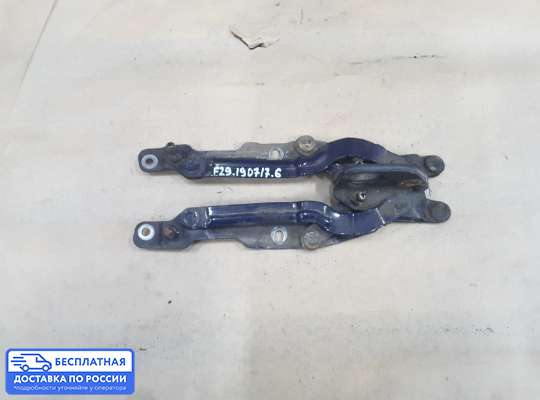 Петля крышки багажника на Volkswagen Passat B5 (3B)