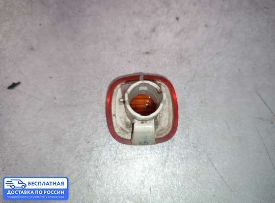 Повторитель поворота в крыло на Audi A3 (8L)