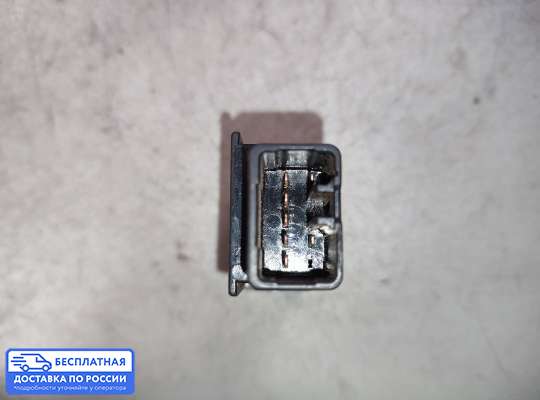 Кнопки на Opel Monterey A
