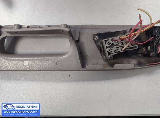 Кнопки стеклоподьемника на Ford Explorer I/II (UN105)