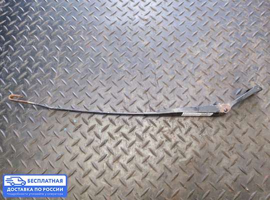 Поводок дворника на Nissan Primera (P10)
