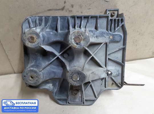 Кронштейн (площадка) аккумулятора (АКБ) на Volkswagen Golf IV (1J)