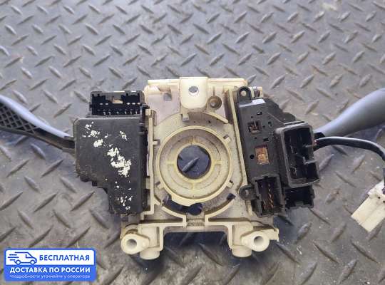 Подрулевой переключатель на Mitsubishi Carisma