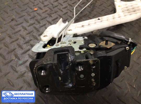 Замок боковой двери на Kia Cerato I (LD)