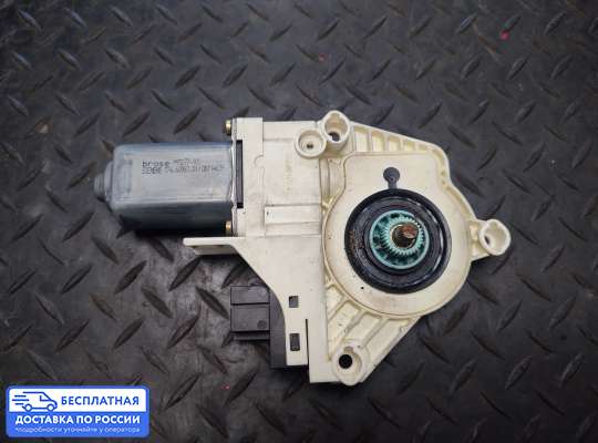 Стеклоподъемник электрический на Audi A6 (C6)