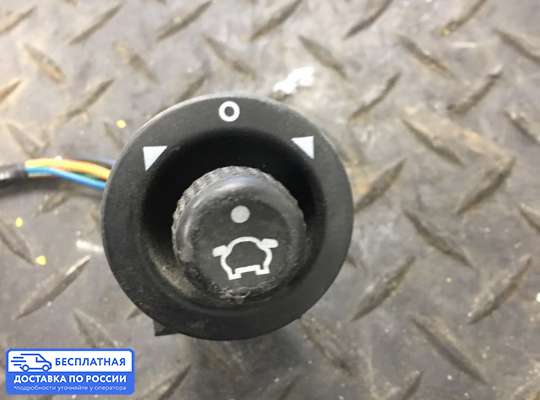 Блок управления зеркал на Ford Fiesta VI