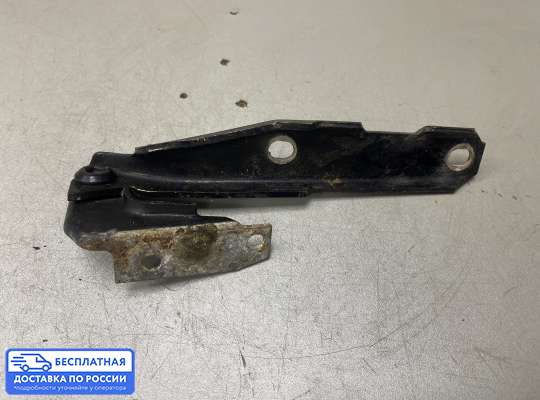 Петля капота на Audi A6 (C6)